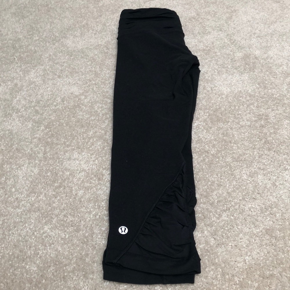 Lululemon cropped leggings